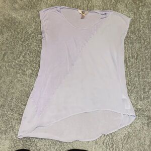Must Bundle For $3 Deal!Cute Rue 21 womens Large purple high-low top